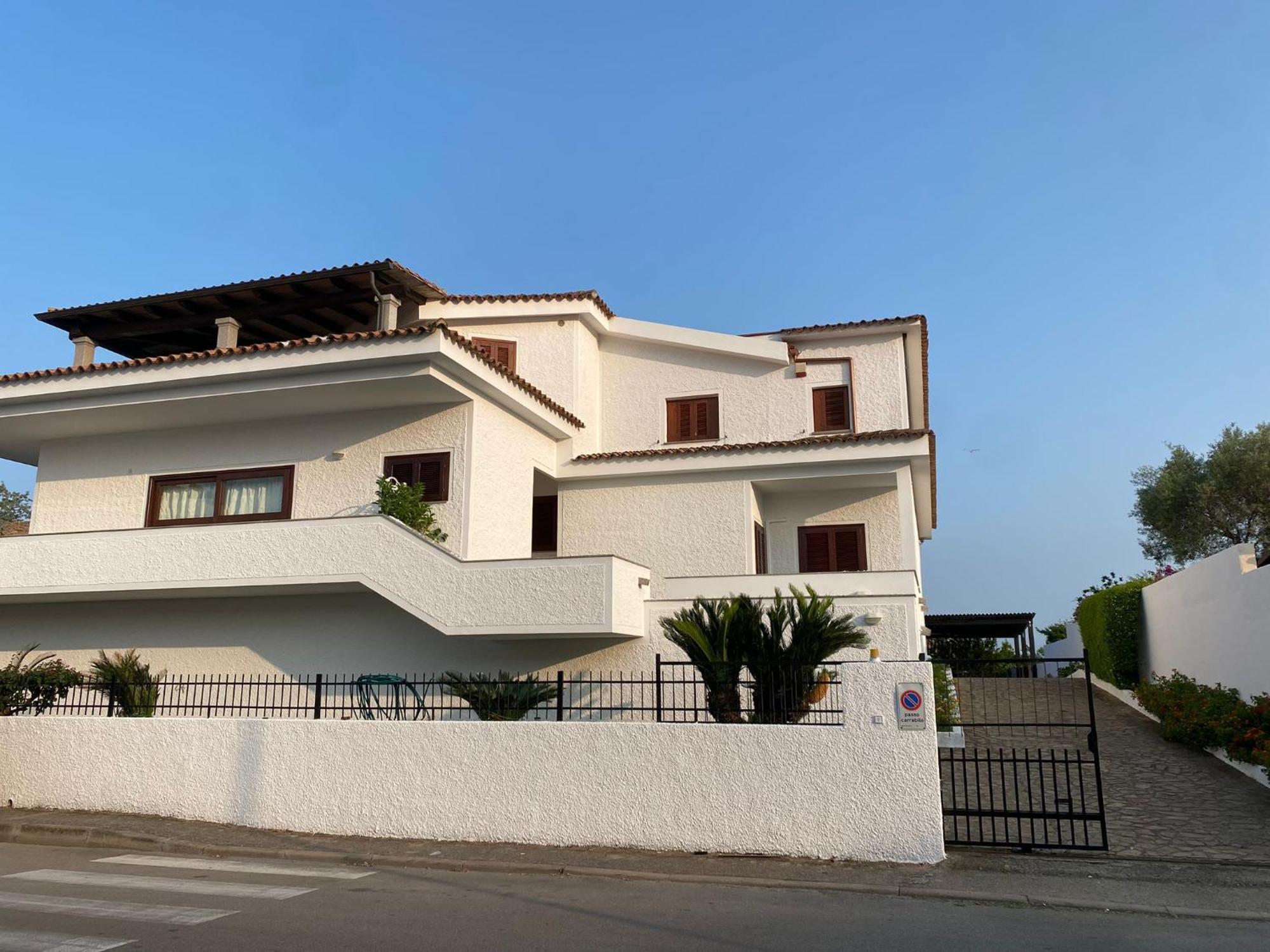 Villa Da Rosa Ольбия Экстерьер фото